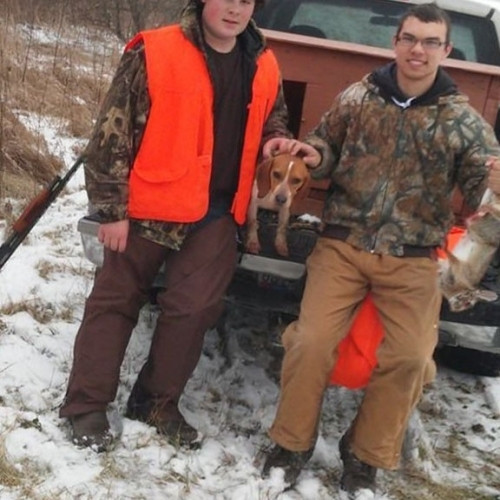 Ragazzo avventuroso pronto al piacere